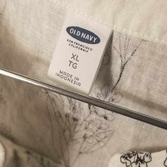 Old Navy peplum tank - Picture 3 of 3